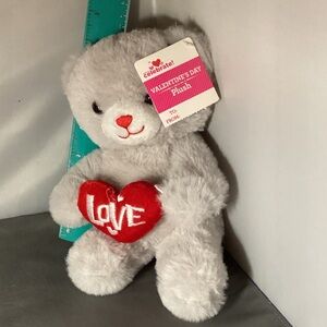 Valentine’s Day teddy bear plush 9”  red kiss lips NWT